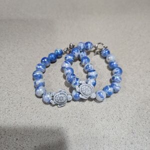 Blue and White Beaded Turtle Bracelet